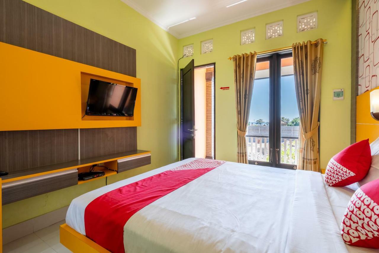 Oyo 922 Pp Dream Guest House Lovina Eksteriør billede